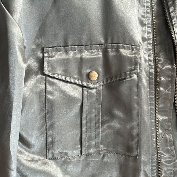 Beautiful green GAP bomber jacket - Picture 4 of 7